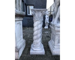Sierlijke sokkel / zuil om bijvoorbeeld een beeld of een vaas op te zetten, grote pilaar