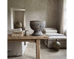 Sierpot op Voet Rustiek Grijs Beton ∅20 x H19.5 cm - Landelijke pot voor windlicht - Stenen pot voor hangplanten - Decoratieve schaal op voet