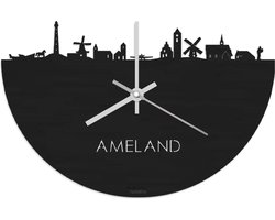 Skyline Klok Ameland Zwart hout - Ø 40 cm - Stil uurwerk - Wanddecoratie - Meer steden beschikbaar - Woonkamer idee - Woondecoratie - City Art - Steden kunst - Cadeau voor hem - Cadeau voor haar - Jubileum - Trouwerij - Housewarming - WoodWideCities
