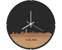 Skyline Klok Rond Vlieland Eikenhout - Ø 44 cm - Stil uurwerk - Wanddecoratie - Meer steden beschikbaar - Woonkamer idee - Woondecoratie - City Art - Steden kunst - Cadeau voor hem - Cadeau voor haar - Jubileum - Trouwerij - Housewarming -