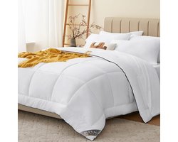 Sleep Comfy Complete Slaapset – 1x White Soft Dekbed 240x220 cm + 2x Katoen Hoofdkussens 60x70 cm + 1x Waterdichte Matrasbeschermer 180x200 cm | Anti-Allergie – Hotelkwaliteit – Wit
