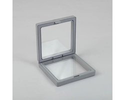 Small 3D Floating Frame Display 7x7cm - Grey