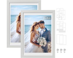 SONGMICS - 2x Fotolijst - collage voor foto's - A4 10,2 x 15,2 cm 10,2 x 10,2 cm - railvrije wandhaken - maat lijst 36,5 x 26 cm - vintage wit
