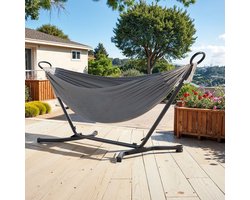 SONGMICS Hangmat met frame, 210 x 150 cm, verstelbaar in 5 verschillende hoogtes, metalen frame, belastbaar tot 240 kg, voor tuin, zwart frame en grijs hangmat