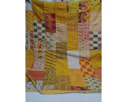 Sophia-Art Twin/King Indiaas dekbed Ethnic Throws Patchwork Indiaas quilt cover Oude Boheemse zijde Sari Kantha sprei Vintage Patola quilt (geel, King 90" x 108")