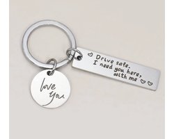 Soraro Sleutelhanger voor Hem en Haar | Zilverkleurig | Drive Safe | Love You | Relatie Geschenk | Relatie Koppel Cadeau | Cadeautje voor vrouw | Romantisch Cadeau