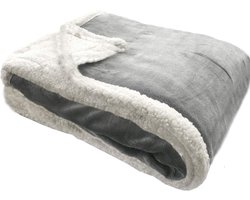 Sorprese Premium Plaid - 150x200 cm - Fleece Deken - Super Zacht, Warm en Donzig - Plaid voor op de Bank, Bed of Woonkamer Decoratie - Lichtgrijs - Cadeau