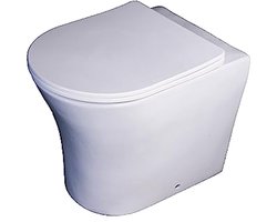 Staande WC zonder spoelrand met moderne design en wc-bril