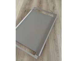 STALEN DESIGN - Dienblad SOLAR - GRIJSBEIGE - Staal - 40x60cm - Minimalistisch - Woonaccessoires - Modern