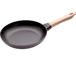 Staub koekenpan - houten steel - 24 cm - zwart