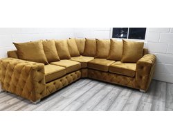 Stijlvolle Fluwelen Luxe 3-zits Sofa voor Elegante Woonkamers