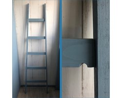 Stoere blauw decoratieladder