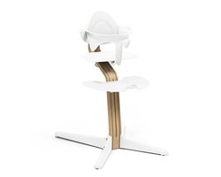 Stokke Nomi stoel (eiken wit) met babyset (wit) - Stimuleert actief zitten en biedt ondersteuning als je baby leert zitten - Kan tot 150 kg dragen