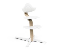 Stokke Nomi stoel, White - Stimuleert actief zitten - Zonder gereedschap te verstellen - Inclusief stabiele voetsteun en anti-kantelwielen - Kan tot 150 kg dragen