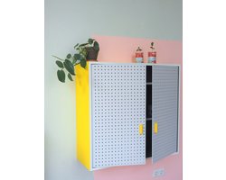 Studio Prêt Kast - geel -gaatjes - Hip hangend - deurtjes- schapjes - opbergkast