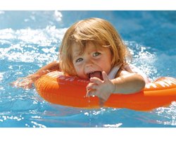 SWIMTRAINER "Classic" ® oranje (2 tot 6 jaar, 15kg-30kg)DE VEILIGE BABY ZWEMBAND: ZWEMTRAINER | (Keurmerken: CE-TüV-EN13138-1:2014)