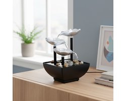 Tafel Fontein Voor Binnen – Decoratieve Waterfontein Met Bloemen – Feng Shui Interieurdecoratie – Met Warm Wit LED Licht – USB Voeding – Zwart En Grijs – Kunststof – 22 X 22 X 28 Cm [DA01215]