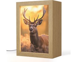 Tafellamp 15x20 cm - LED lamp - Hert - Gewei - Herfst - Bos - Bruin - Natuur - Bosdieren - Decoratieve tafellampen - Dimbaar - Tafellampje slaapkamer - Woonkamer binnen