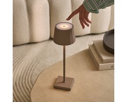 Tavellio – Draadloze Tafellamp William – Koala Bruin – Tot 120 branduren – Dimbaar, USB & Touch – Oplaadbare Tafellamp op Accu en Batterij – Bureaulamp – Tafellamp slaapkamer – Leeslamp – Tafellamp Binnen en Buiten & IP54 – 38CM