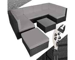 tectake® XXL wicker lounge - Tuinmeubelset - Zitgroep - Balkonmeubel met 6 zitplaatsen, 1 tafel met glasplaat en 1 kruk - Inclusief zitkussens - Buiten lounge - Weerbestendig - Voor tuin, balkon en terras - Belastbaarheid per zitting 120 kg - Zwart
