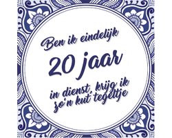 Tegeltje met Tekst Ben ik eindelijk 20 jaar in dienst, krijg ik zo'n kut tegeltje 20 jaar Jubileum - Werkjubileum Cadeau voor Collega - Echt Keramiek - Spreuken - 15 x 15 cm + Compleet met Luxe Cadeau Verpakking & Hanger