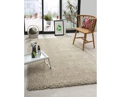 the carpet Green Velvet woonkamer eco vloerkleed, hoogpolig bestaat uit 100% gerecycled polyester, lange pool, luxe bontlook, aaibaar zacht, Beige, 120 cm