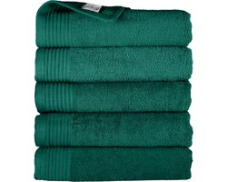 The One Towelling Classic Handdoeken - 70 x 140 cm - 5 Stuks - Voordeelverpakking - Hotelkwaliteit - 100% Gekamd katoen - Sneldrogend - Handdoekenset - Badhanddoek - Emeraldgroen