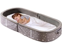Thuys – Grondbed – Huisbed – Opvouwbaar – 2 in 1 Design – 64x137x18 cm – Grijs met Sterretjes