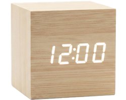 TIN-IN Digitale Tafelklok - Bureauklok met Houtlook- Wooden look - Licht hout + Witte cijfers - Wekker - Slaapkamer en Bureau