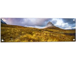 Tuinposter – Kirkjuffel Berg in IJsland - 90x30 cm Foto op Tuinposter (wanddecoratie voor buiten en binnen)