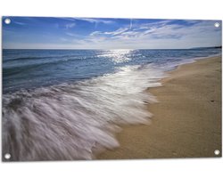 Tuinposter – Zee - Strand - Zand - Golven - Schuim - 90x60 cm Foto op Tuinposter (wanddecoratie voor buiten en binnen)