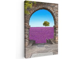 Tuinschilderij voor buiten 100x150 cm - Tuindecoratie Bloemen - Lavendel - Boom - Doorkijk - Tuinposter op canvas - Tuin muurdecoratie - Buitenschilderij decoratie - Schutting wanddecoratie - Buitencanvas