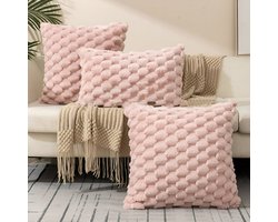 Twee roze, esthetische sierkussens van grijs fluweel met sneeuwvlokkenmotief, geschikt voor bedden, banken en zitjes – gemaakt van katoen.