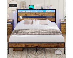 Tweepersoons Bed 160x200 cm Met Metalen Lattenbodem, RGB LED-verlichting, USB- en Stopcontact Oplaadstation, Opbergruimte Onder Bed, Industrieel Stijlvol Bedframe Voor Slaapkamer en Logeerkamer