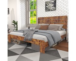 Tweepersoonsbed - 140 x 200 cm - Antiek Design met Hoog Hoofdbord - Stevig Frame - Hout en Metaal