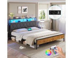 Tweepersoonsbed 140x190 cm - Stevig Metalen Bedframe - Jeugdbed met LED Verlichting - Stopcontacten, USB & Type-C Poorten - Hoofdbord met Opbergruimte - Donkergrijs Linnen - Modern & Duurzaam Design