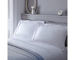 Tweepersoonsbed VINTAGE wit kant versierd dekbedovertrek set