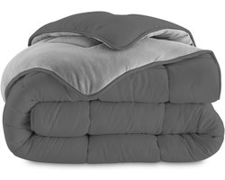 Tweezijdig fleece dekbed 220 x 240 cm in lichtgrijs en grijs - Warm en zacht voor een goede nachtrust