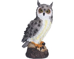 Uil Figuur van Hars, Tuin Uil Standbeeld Dierlijke Sculpturen Cadeaus voor Tuindecoratie, Gazon Ornamenten, voor Binnen- en Buitendecoratie (Grijze Veren)