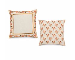 Urbane Hide | Set van 2 Geborduurde Kussenhoezen | 45x45 cm | Beige met Oranje Bloemen | Katoen & Acryl | Kussenhoesjes met rits | Zonder Binnenkussens
