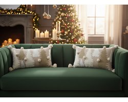 Urbane Hide | Set van 2 Kerst Kussenhoezen | Kussenhoes | Kussenhoesjes | Christmas | Geborduurd | Kerstbomen met kwastjes | 30x50 CM | Katoen | Veelkleurig | Zonder Binnenkussen