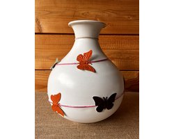 Vaas met vlinders, handgeschilderd