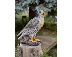 Valk roofvogel 26 cm hoog - polyester - polyresin - polystone - hoogkwalitatieve kunststof - decoratiefiguur - interieur - accessoire - voor binnen - voor buiten - cadeau - geschenk - Kerst - Nieuwjaar - tuinbeeld