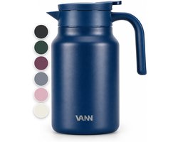 VANN® 3-wandige RVS Thermoskan 1.5L – Isoleerkan – Schenkkan met Drukknop – Voor Koffie, Thee, IJswater & Meer – VANN® Family Jug – Dark Blue