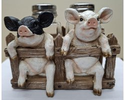 Varkens achter hek - peper & zout stel - peper en zoutstel - Decoratie - Woonaccessoires - Beeld - Zwart - 9cm Hoog