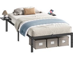 VASAGLE - Bed - Metalen Bed - Met Opbergrekken - Geschikt als Logeerbed