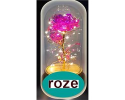 Vdtoys ® LED rose - Eternal rose of affection and love - roos onder stolp - de kleur is roze - hoog 18.5 cm en diam. 11 cm