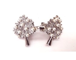 Vestsluiting - clip met haakje - Tree of life met pareltjes - voor - vest - sjaal - omslagdoek in kleur zilver look.
