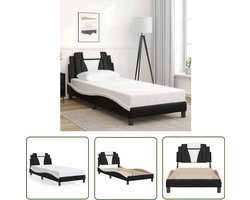 vidaXL Bed Frame - Slaapcomfort - Bedframe Viana zonder matras kunstleer zwart en wit 80x200 cm - Boxspring - Hoofdbord - Kunstleder