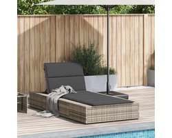vidaXL Lounge Stoel - Ligbed - Ligbed met zwevend kussen poly rattan lichtgrijs - Buitendecoratie - Relaxen - Balkon